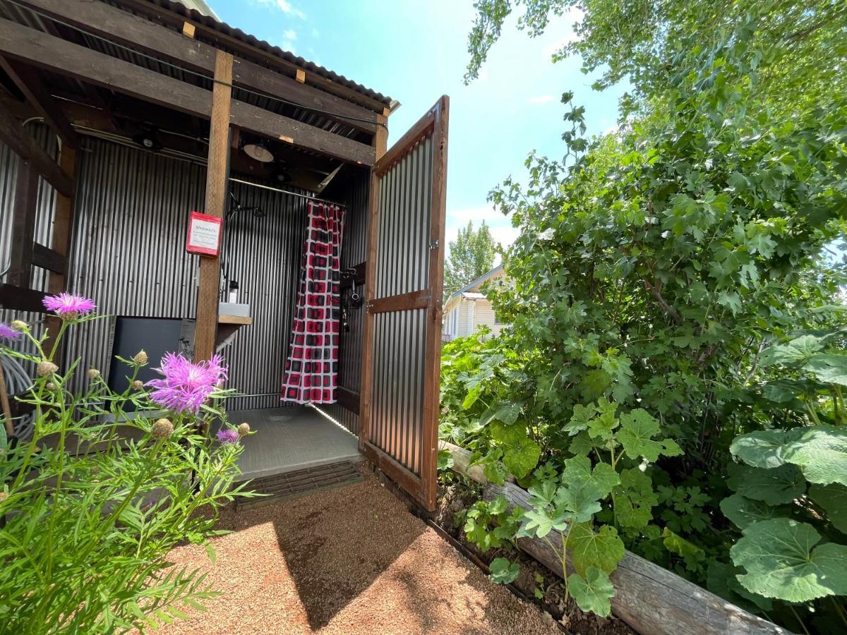 Violet Cottage At Zenzen Gardens Paonia エクステリア 写真